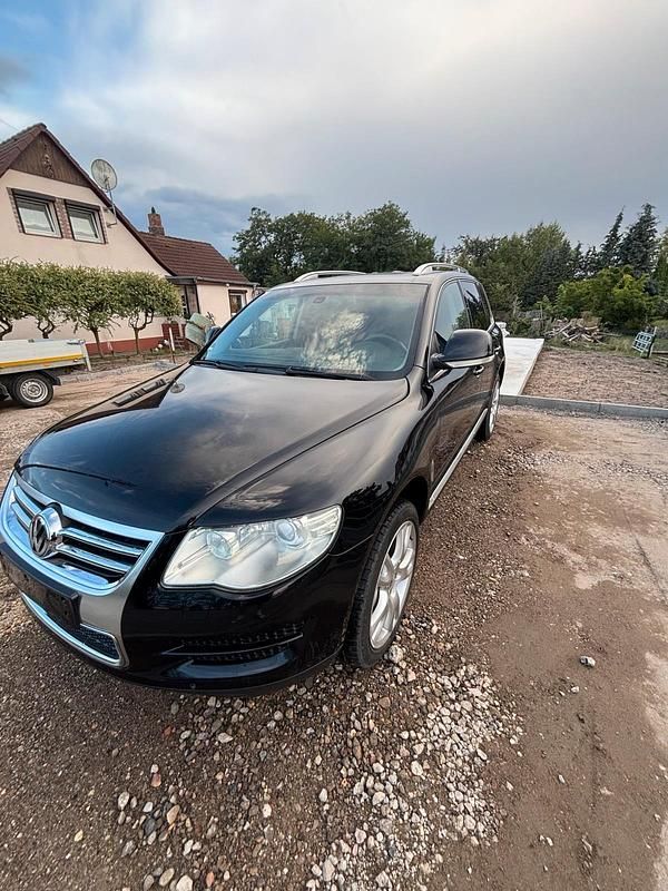 Schwarz Gebraucht 2008 VW Touareg SUV | 2.999 € (Superpreis) - Bild 1/4