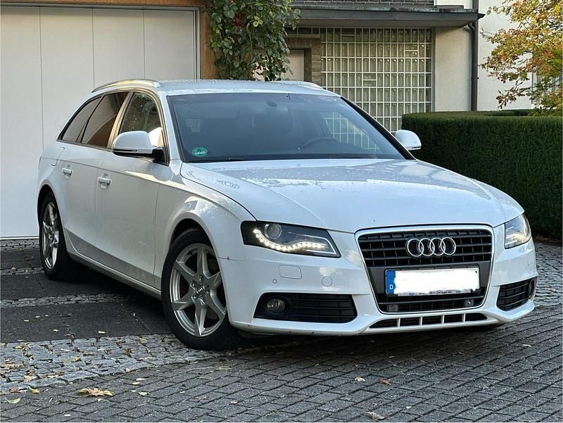 Weiß Gebraucht 2008 Audi A4 Kombi | 3.300 € (Superpreis) - Bild 1/4