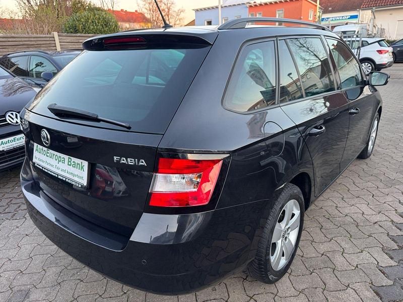 Gebraucht Skoda Fabia Style 90 PS (66 kW) 2016 Schwarz Kombi
