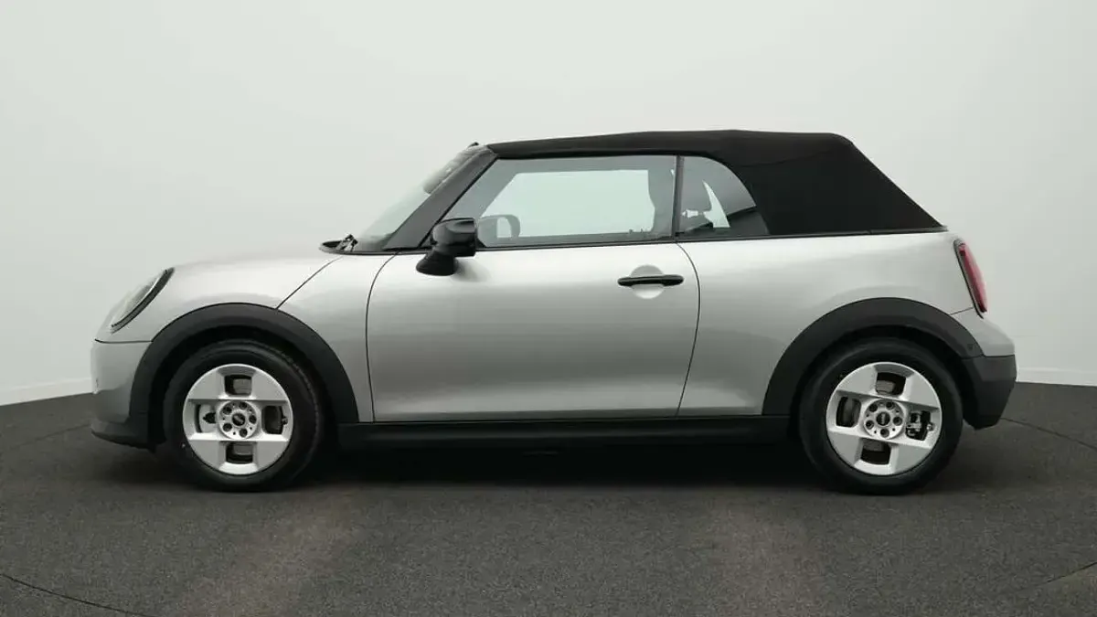 Gebraucht Mini Cooper Cabriolet Classic 163 PS (119 kW) 2025 Grau Cabrio