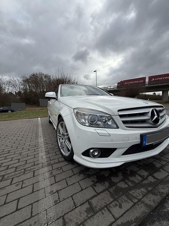 Gebraucht Mercedes C350 Avantgarde 272 PS (200 kW) 2008 Weiß Limousine