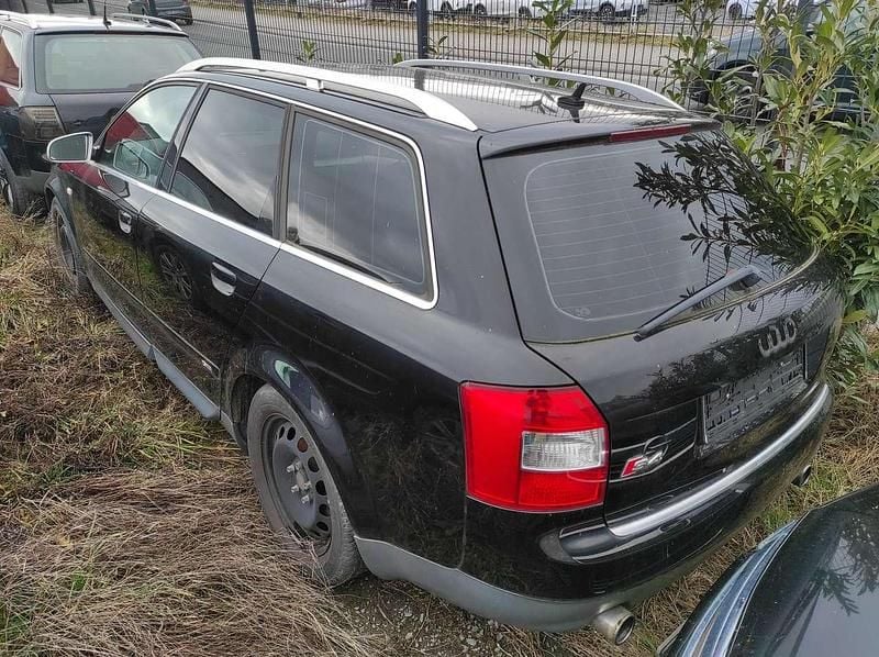 Gebraucht Audi A4 163 PS (119 kW) 2002 Schwarz Kombi