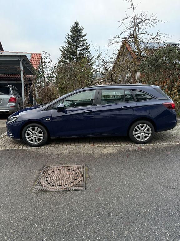 Gebraucht Opel Astra 125 PS (91 kW) 2017 Blau Kombi