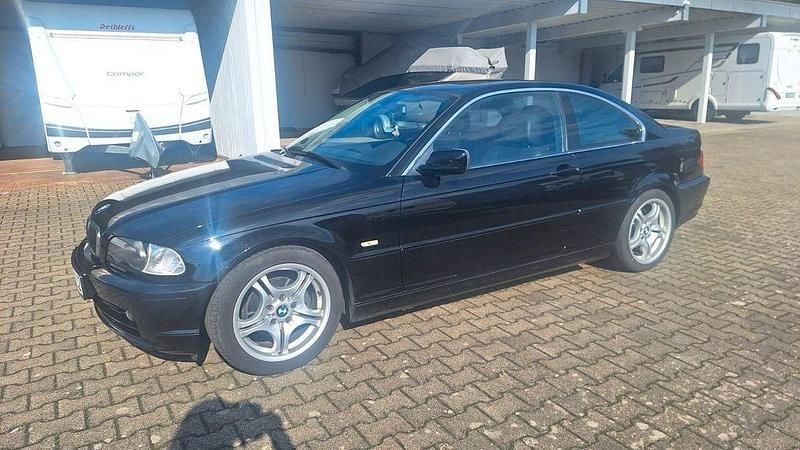 Gebraucht BMW 323 170 PS (125 kW) 2001 Schwarz Coupé