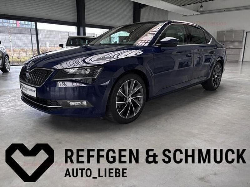 Blau Gebraucht 2016 Skoda Superb LAURIN & KLEMENT Limousine | 17.930 € (Fairer Preis) - Bild 1/4