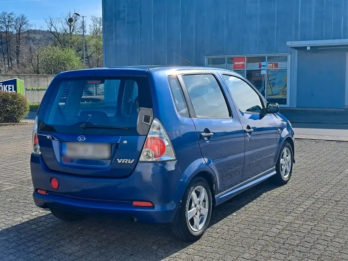 Gebraucht Daihatsu YRV 2005 Blau Van / Kleinbus