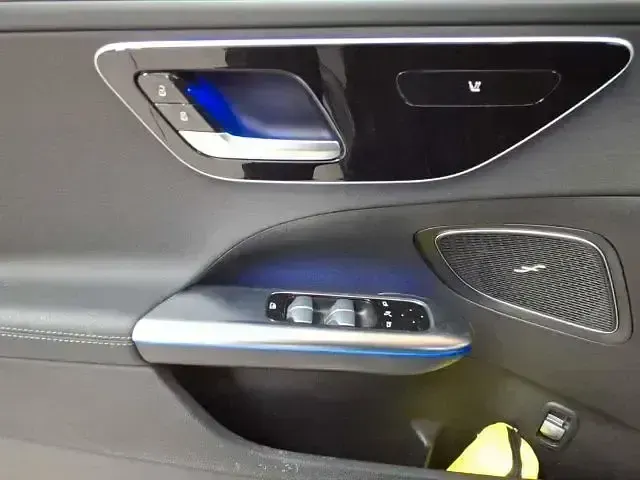 Second-hand Mercedes C220 AMG 2023 Andere Berlinǎ