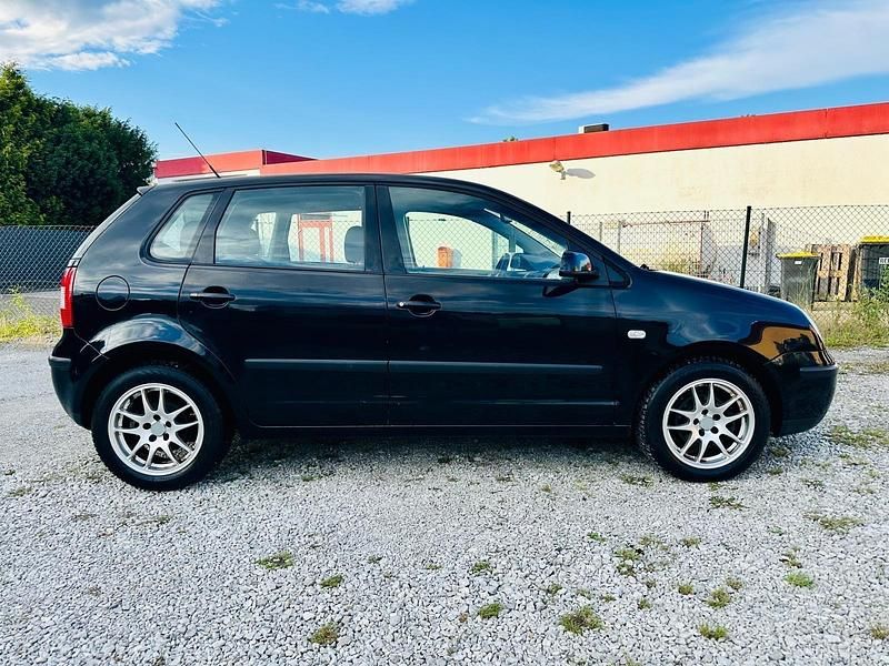 Gebraucht VW Polo 90 PS (66 kW) 2002 Schwarz Kleinwagen