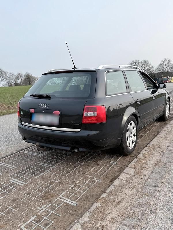 Gebraucht Audi A6 Ambiente 180 PS (132 kW) 2004 Schwarz Kombi