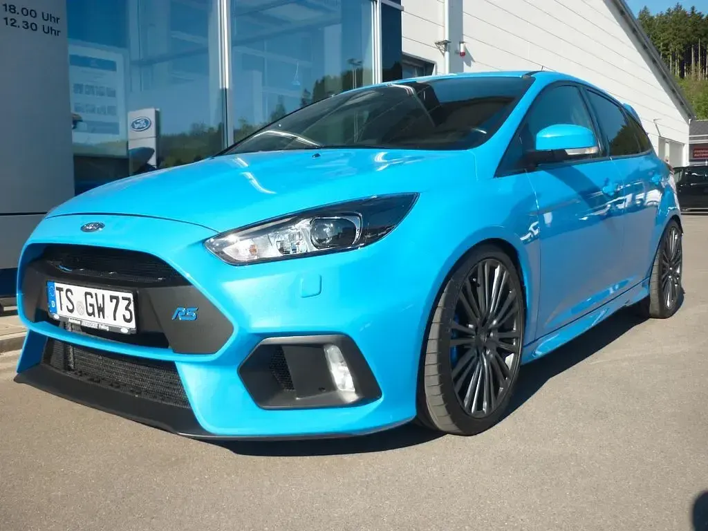 Usado Ford Focus RS 349 CV (256 kW) 2016 Azul Berlina