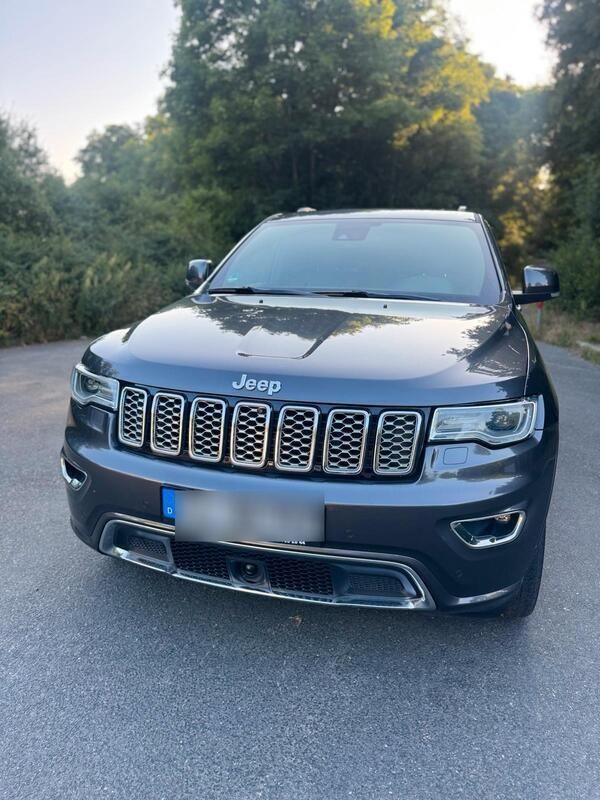 Grau Gebraucht 2019 Jeep Grand Cherokee SUV | 19.900 € (Guter Preis) - Bild 1/4