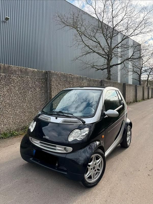 Gebraucht Smart ForTwo Cabrio 61 PS (44 kW) 2002 Schwarz Cabrio
