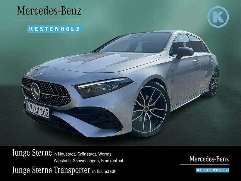 Lack hightechsilber Gebraucht 2025 Mercedes A200 AMG line Limousine | 38.490 € (Teuer) - Bild 1/4
