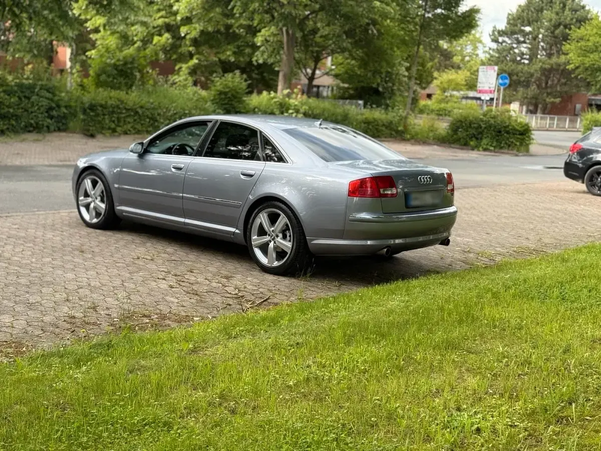 Gebraucht Audi A8 232 PS (170 kW) 2007 Grau Limousine
