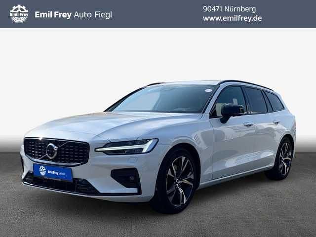 Gebraucht Volvo V60 145 PS (106 kW) 2025 Kombi