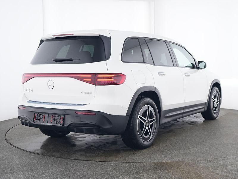 Gebraucht Mercedes EQB300 AMG Line Premium 168 kW (229 PS) 2025 Unilack polarweiß SUV