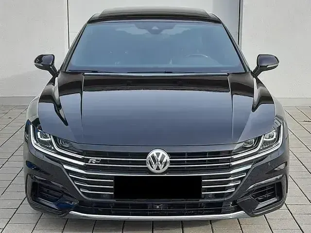 Gebraucht VW Arteon R-line 260 PS (191 kW) 2018 Deep black perleffekt Kleinwagen
