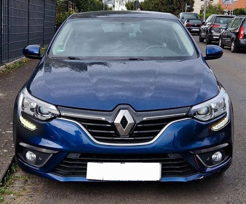 Gebraucht Renault Mégane IV Experience 101 PS (74 kW) 2017 Blau Limousine