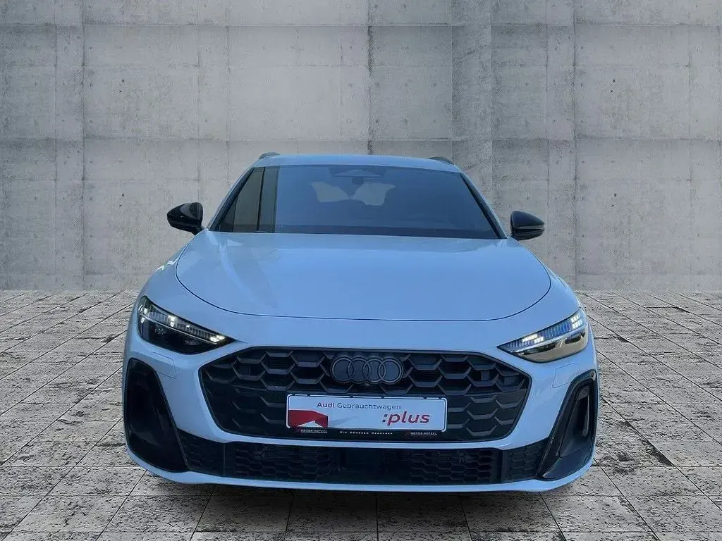 Gebraucht Audi A5 S-Line 299 PS (219 kW) 2025 Gletscherweiß metallic Kombi