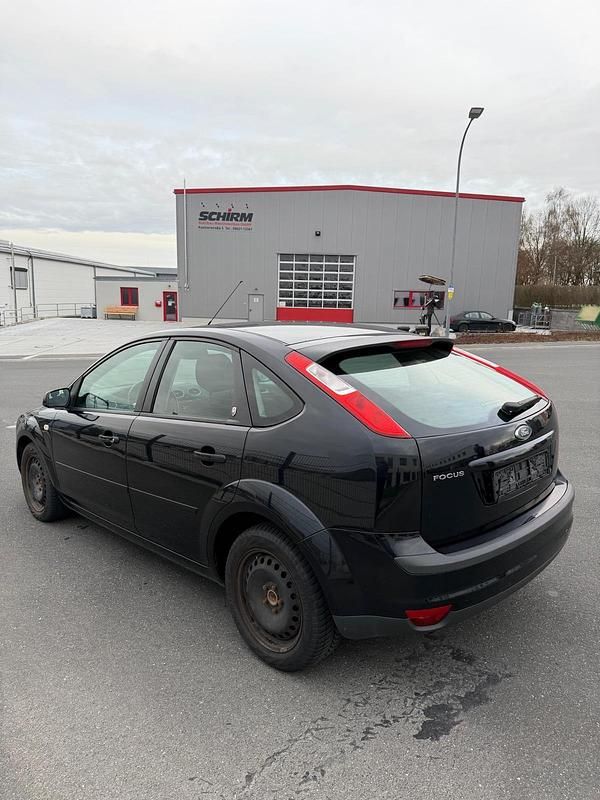 Usata Ford Focus 116 CV (85 kW) 2006 Nero Station wagon