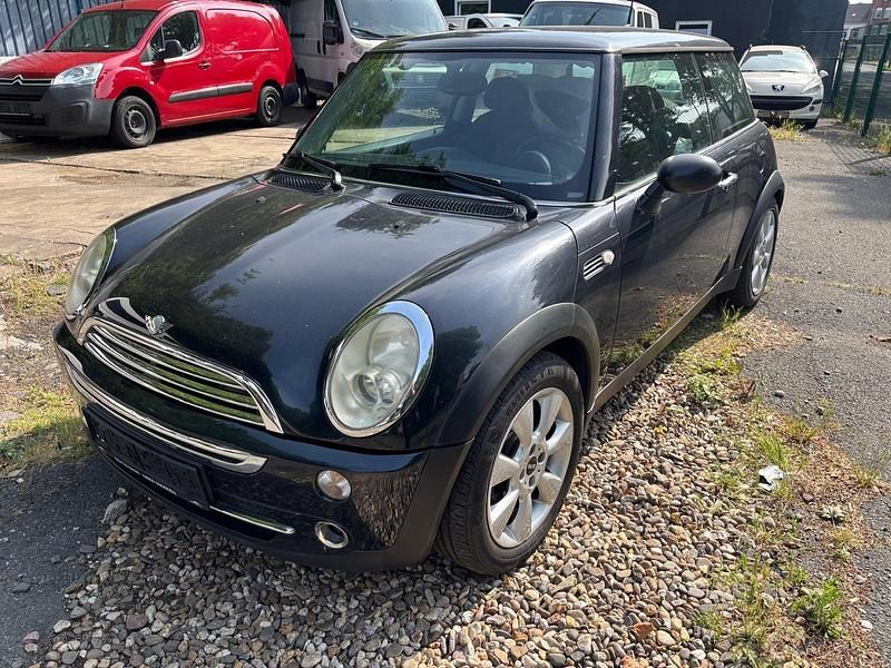 Schwarz Gebraucht 2006 Mini ONE Kleinwagen | 1.450 € (Superpreis) - Bild 1/4