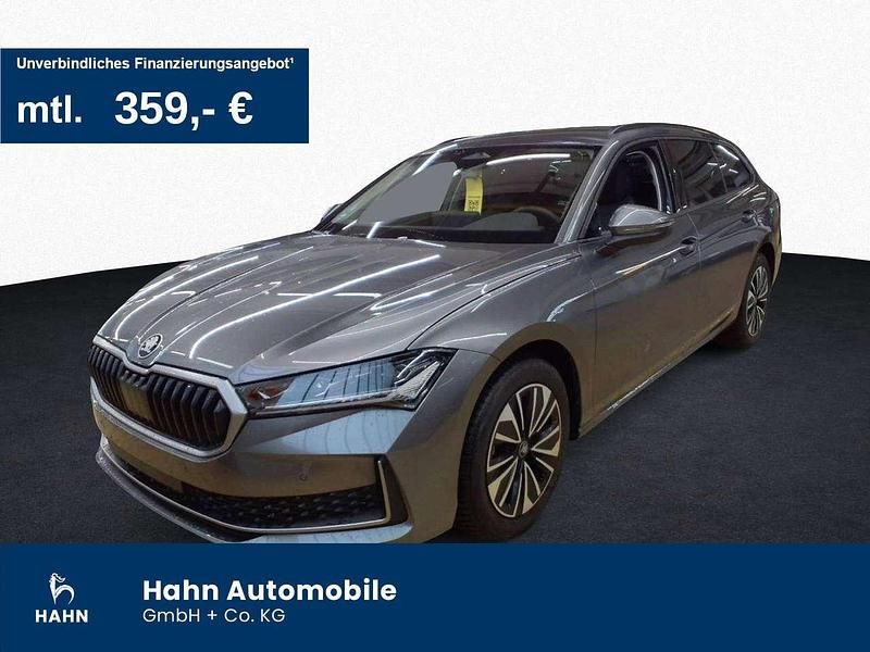 Grau Gebraucht 2025 Skoda Superb Selection Kombi | 38.930 € (Superpreis) - Bild 1/3
