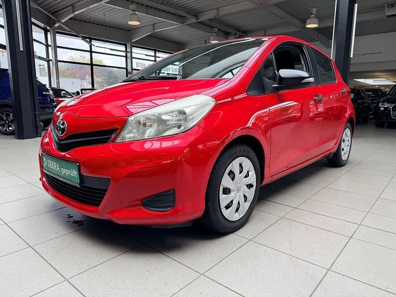 Rot Gebraucht 2012 Toyota Yaris Kleinwagen | 6.890 € (Fairer Preis) - Bild 1/4