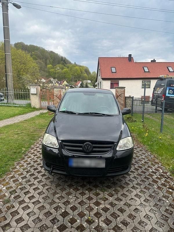 Second-hand VW Fox 55 CP (40 kW) 2006 Negru Hatchback