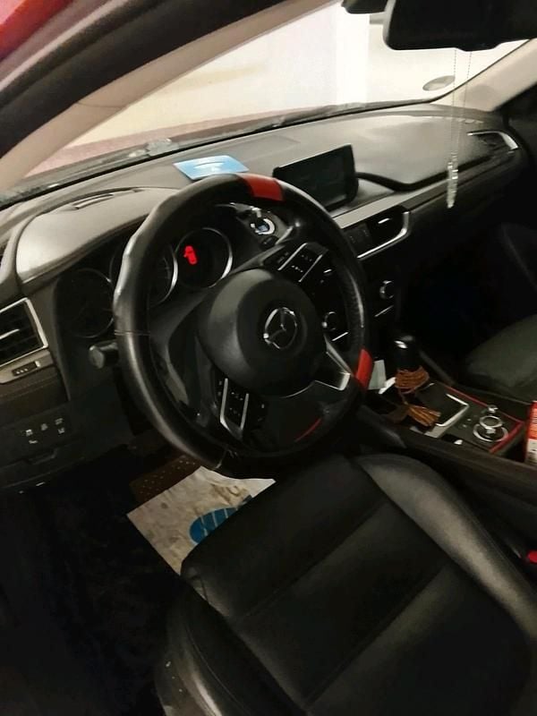 Gebraucht Mazda 6 175 PS (128 kW) 2016 Rot Kombi