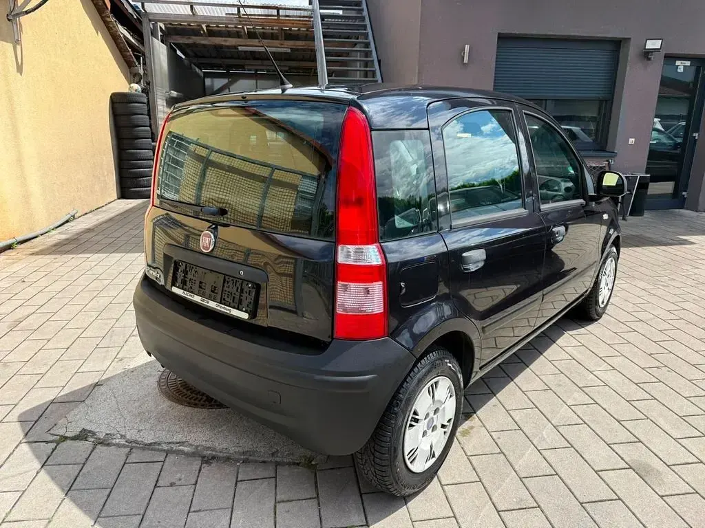 Gebraucht Fiat Panda Active 54 PS (39 kW) 2010 Schwarz Kleinwagen