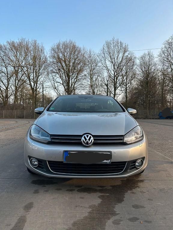 Gebraucht VW Golf Cabriolet Karmann 140 PS (102 kW) 2015 Grau Cabrio