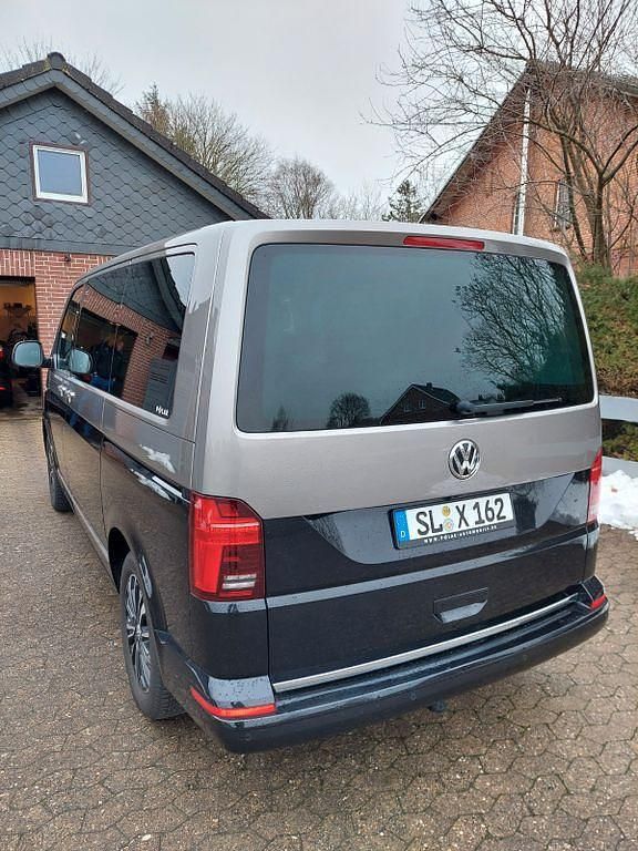 Gebraucht VW Multivan 150 PS (110 kW) 2021 Schwarz Van