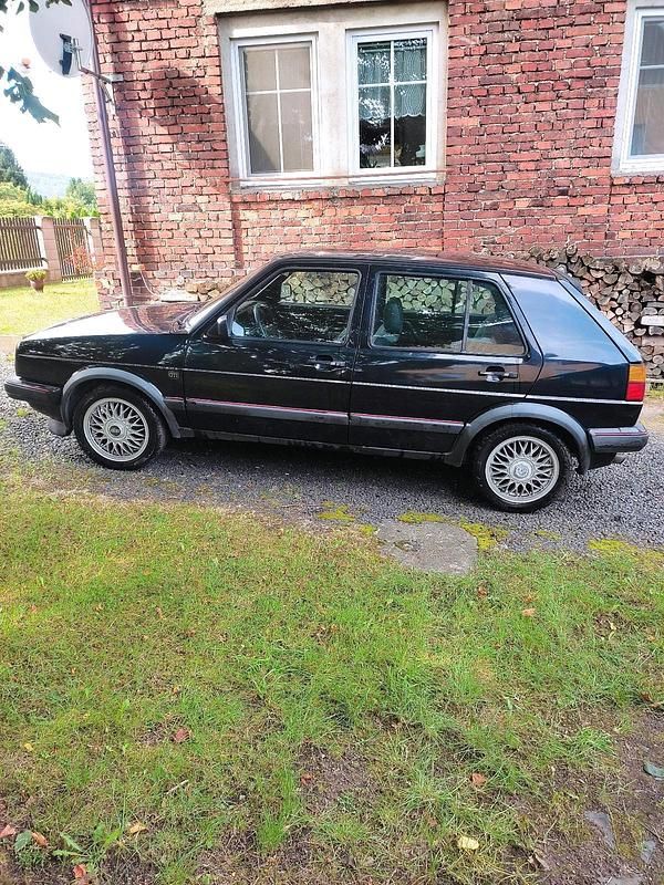 Gebraucht VW Golf II GTI 82 PS (60 kW) 1986 Schwarz Kleinwagen