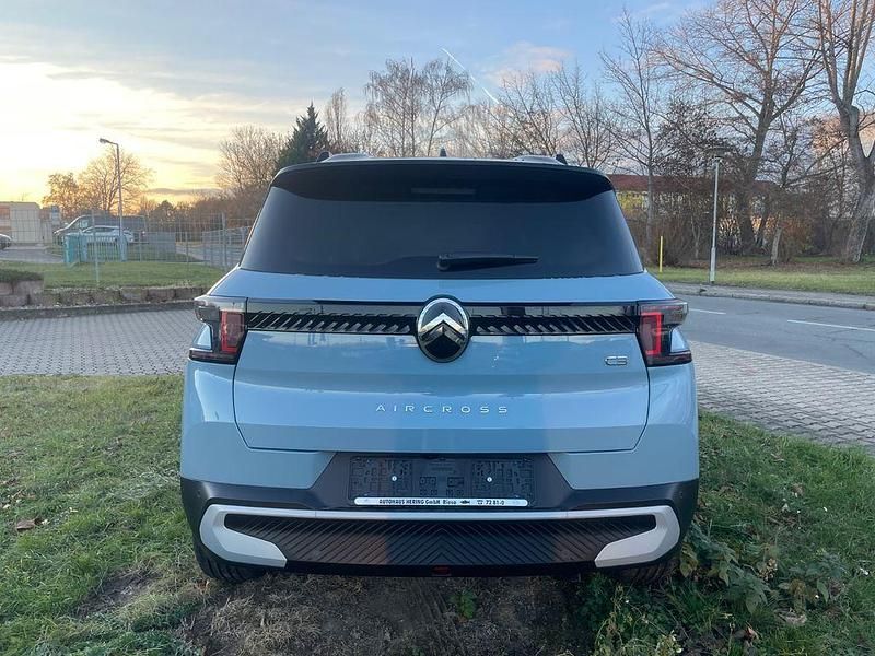 Neu Citroën C3 Aircross 101 PS (74 kW) 2025 Montanablau SUV