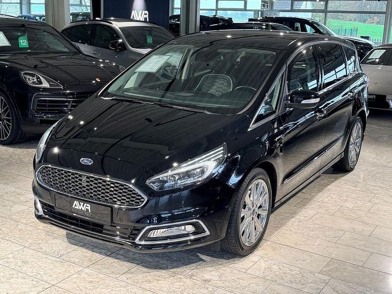 Gebraucht Ford S-MAX Vignale 209 PS (153 kW) 2017 Schwarz Van / Kleinbus