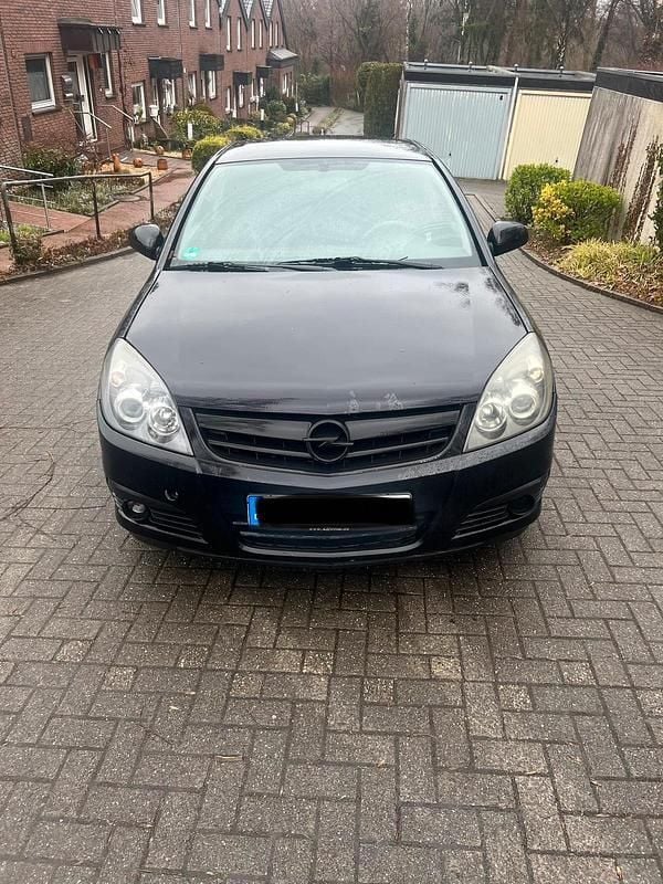 Gebraucht Opel Signum 155 PS (114 kW) 2005 Schwarz Kleinwagen