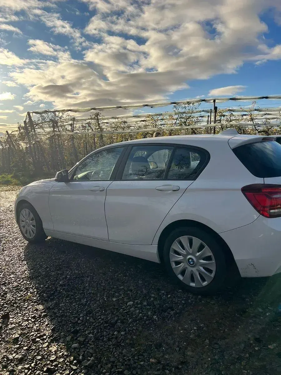 Gebraucht BMW 116 136 PS (100 kW) 2012 Weiß Kleinwagen
