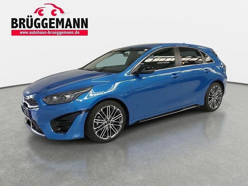 Blau Neu 2025 Kia Ceed GT GT-Line Limousine | 28.990 € (Fairer Preis) - Bild 1/4