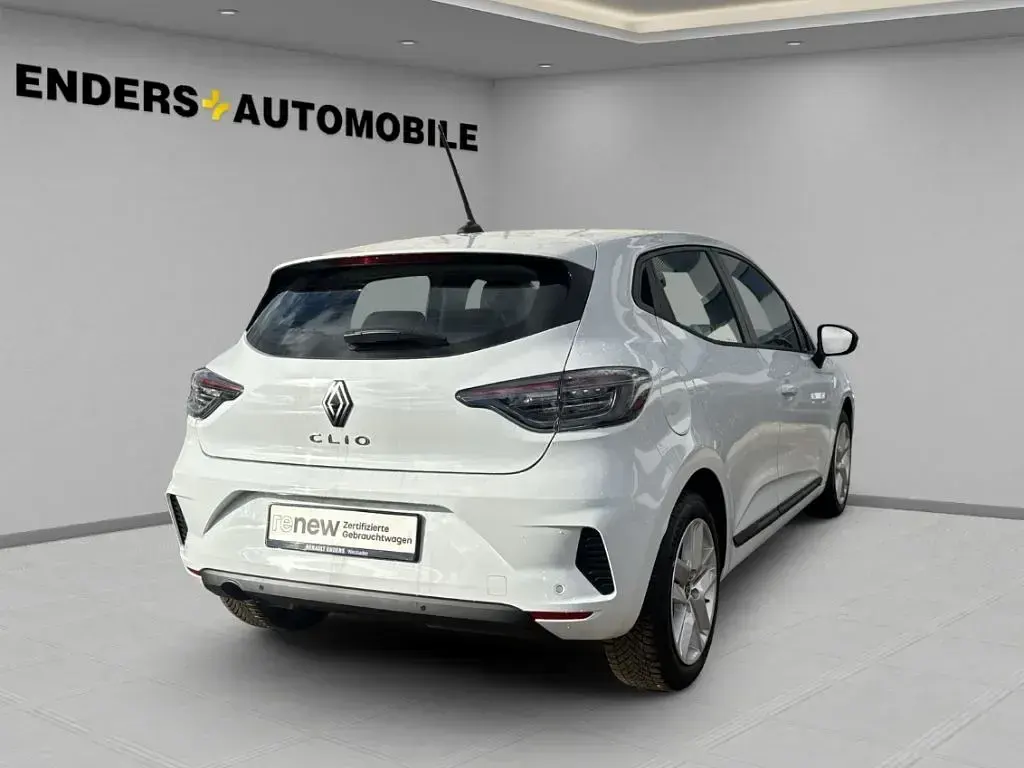 Gebraucht Renault Clio Evolution 91 PS (66 kW) 2025 Arktisweiß Kleinwagen