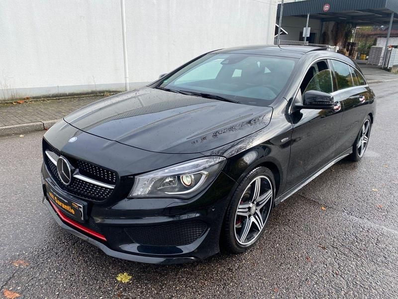 Gebraucht Mercedes CLA250 218 PS (160 kW) 2015 Schwarz Coupé