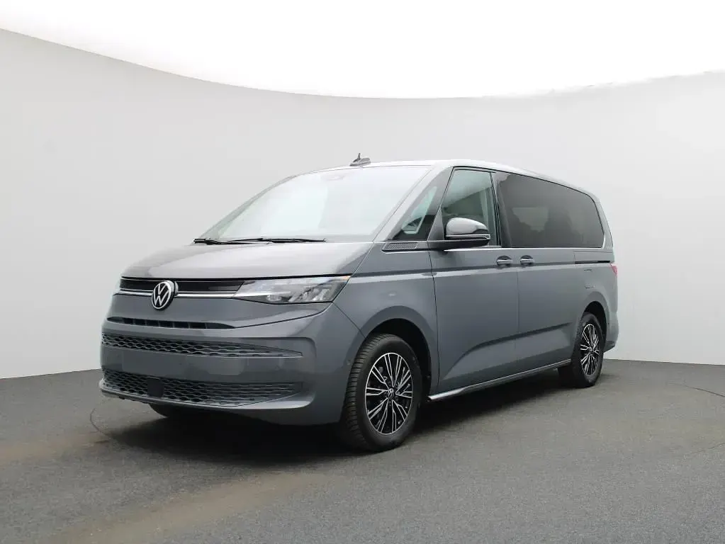 Gebraucht VW T7 Goal 150 PS (110 kW) 2024 Pure grey Van