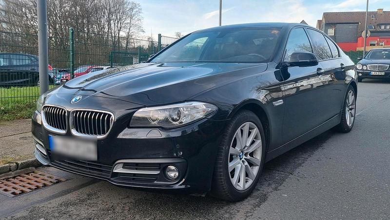 Schwarz Gebraucht 2016 BMW 520 Limousine | 15.950 € (Fairer Preis) - Bild 1/4