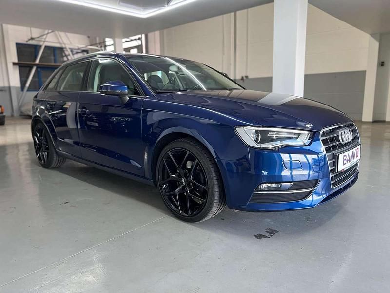 Gebraucht Audi A3 Ambition 125 PS (91 kW) 2015 Scubablau metallic Kleinwagen