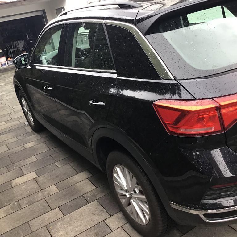 Gebraucht VW T-Roc 110 PS (80 kW) 2018 Schwarz SUV