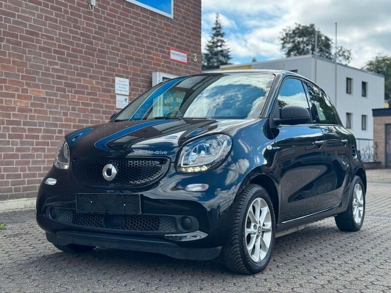 Schwarz Gebraucht 2018 Smart ForFour Electric Drive Kleinwagen | 7.990 € (Fairer Preis) - Bild 1/4
