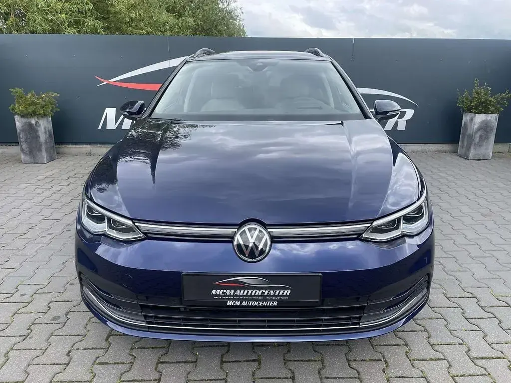 Gebraucht VW Golf VII Style 150 PS (110 kW) 2021 Blau Kleinwagen