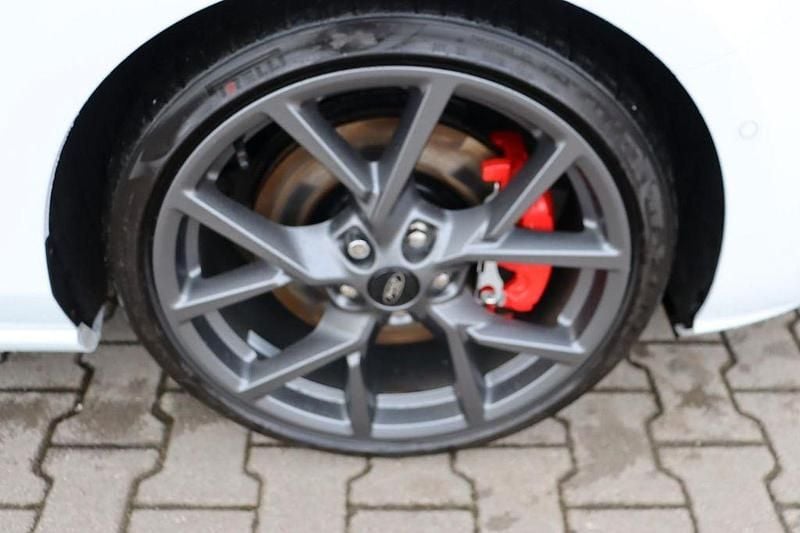 Gebraucht Ford Focus ST 280 PS (205 kW) 2025 Weiß Limousine