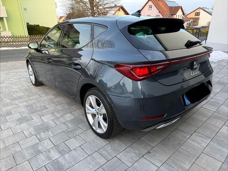 Gebraucht Seat Leon FR 204 PS (150 kW) 2020 Grau Limousine