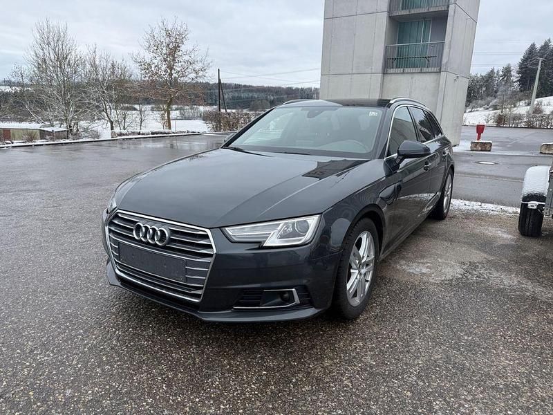 Gebraucht Audi A4 Sport 150 PS (110 kW) 2017 Grau Kombi