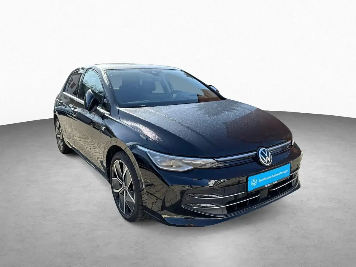 Gebraucht VW Golf VIII Style 150 PS (110 kW) 2025 Grenadillschwarz metallic Limousine